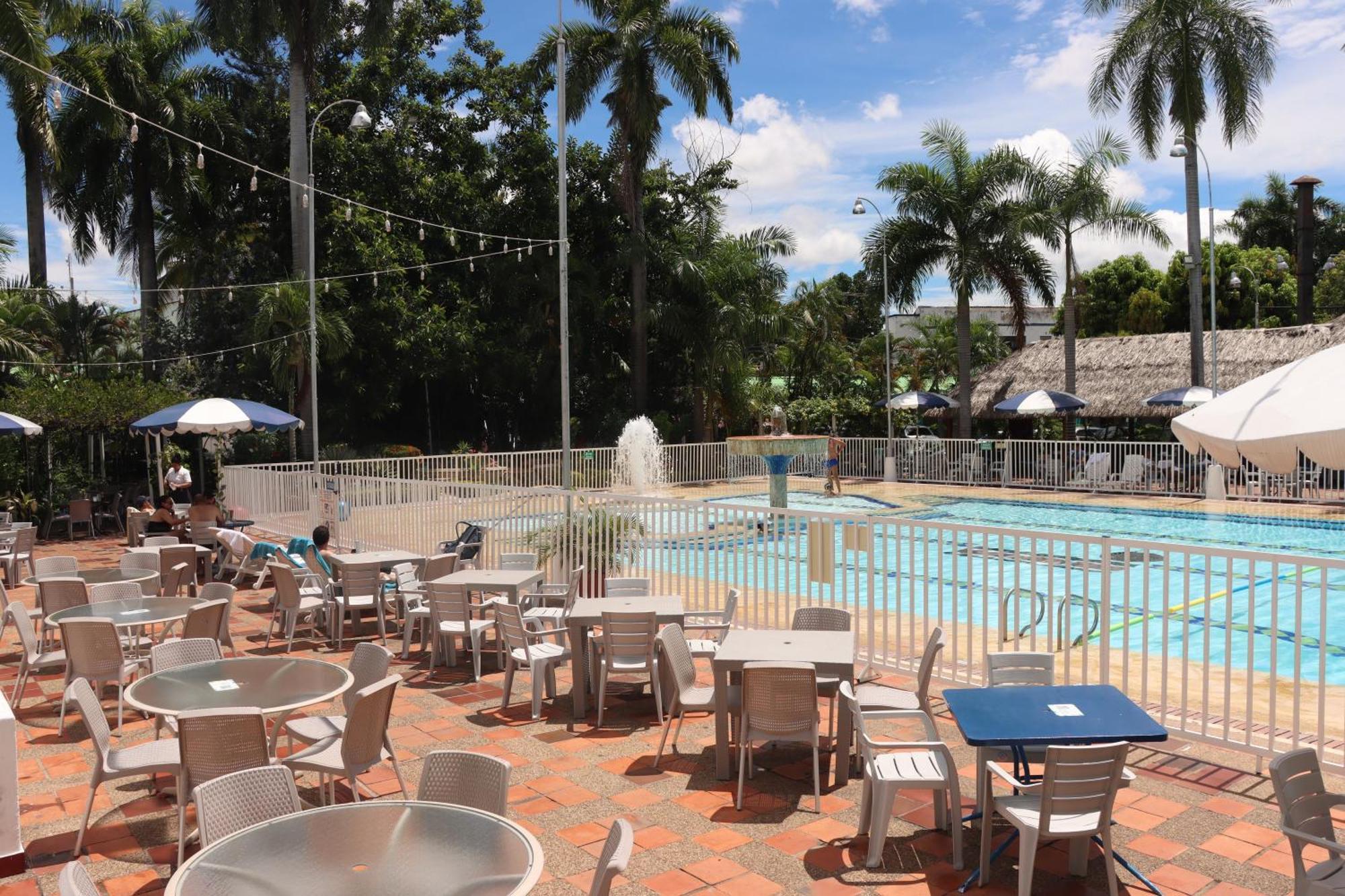 Hotel Bachue Girardot Exterior foto