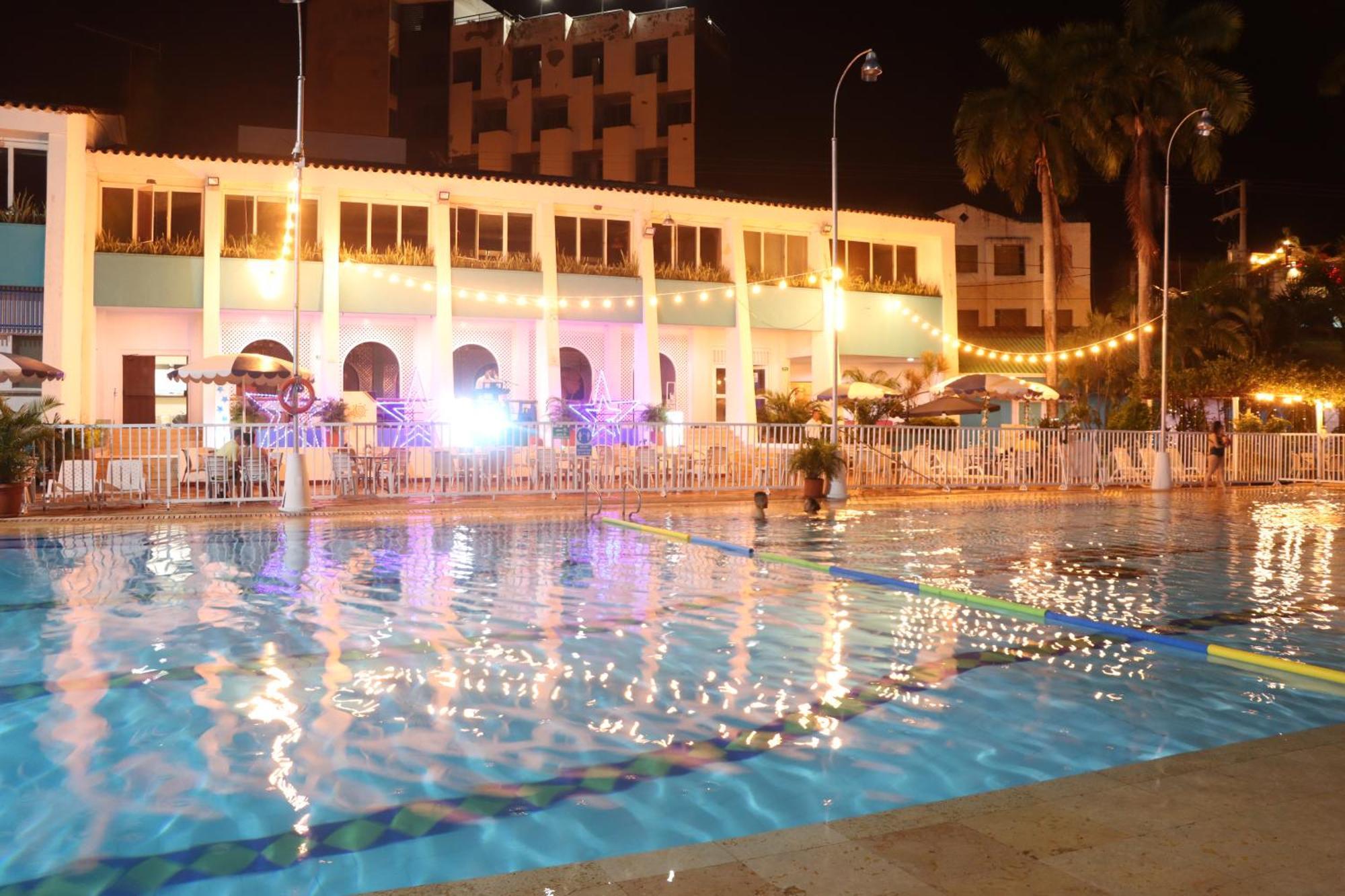 Hotel Bachue Girardot Exterior foto