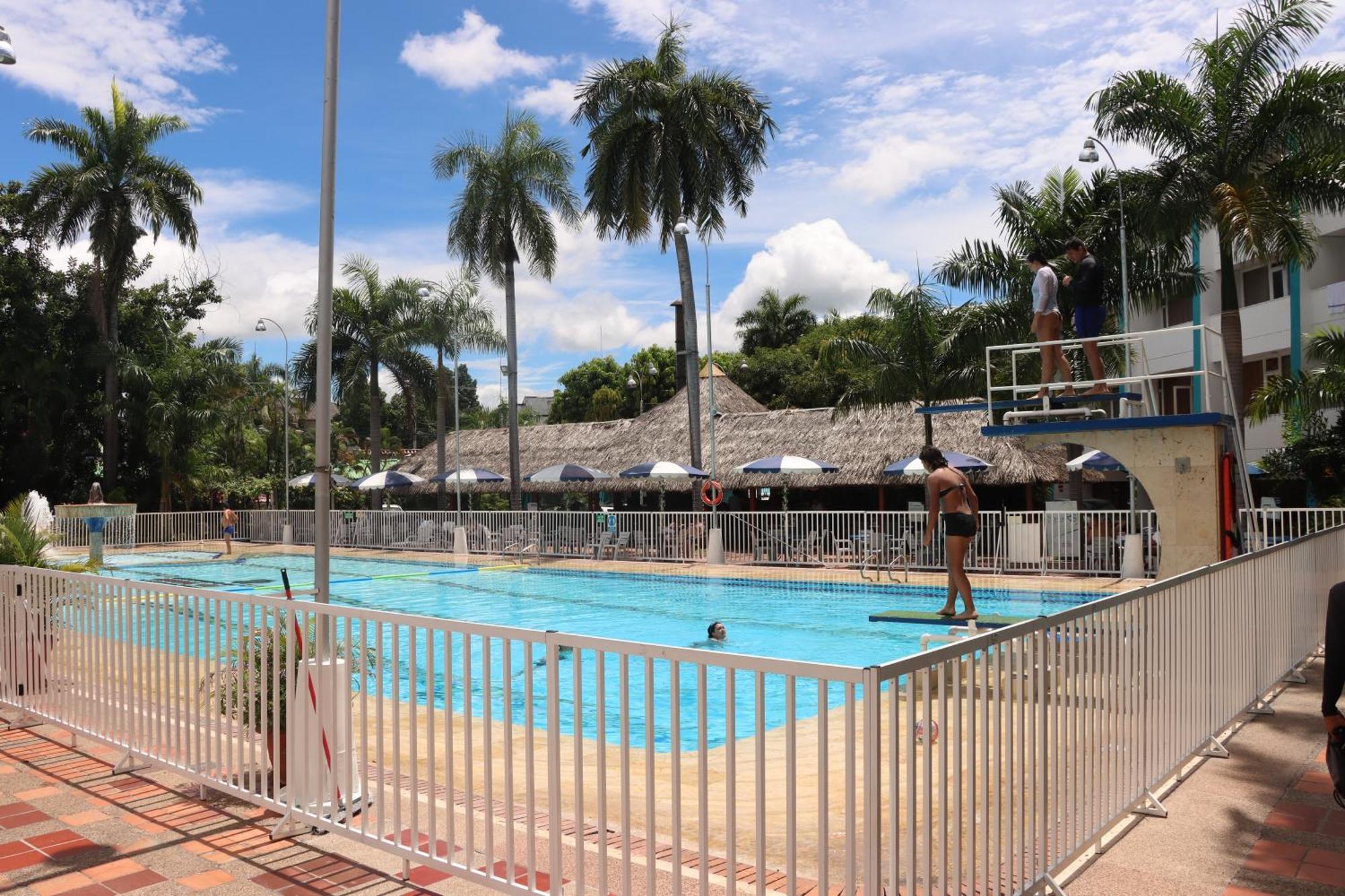 Hotel Bachue Girardot Exterior foto