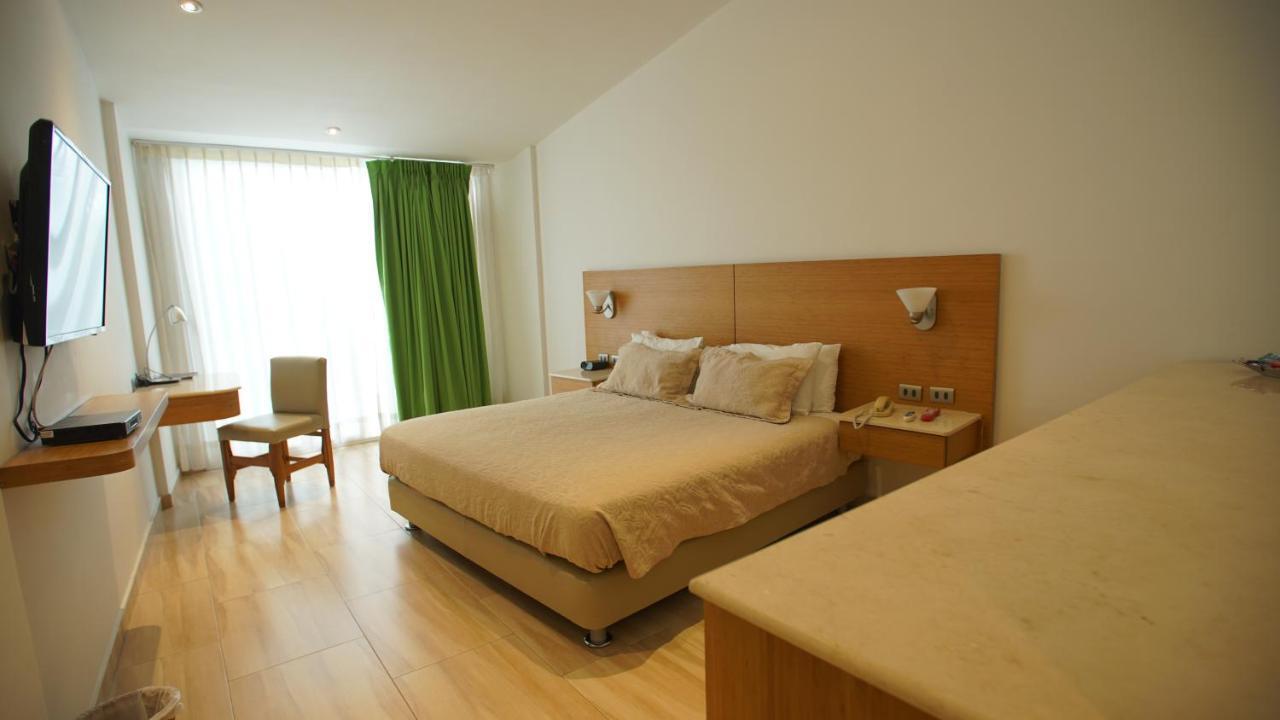 Hotel Bachue Girardot Exterior foto