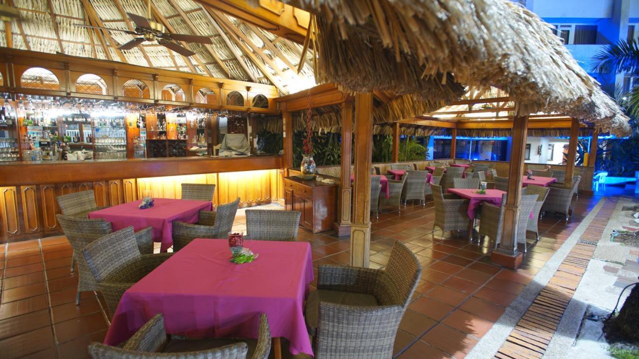 Hotel Bachue Girardot Exterior foto